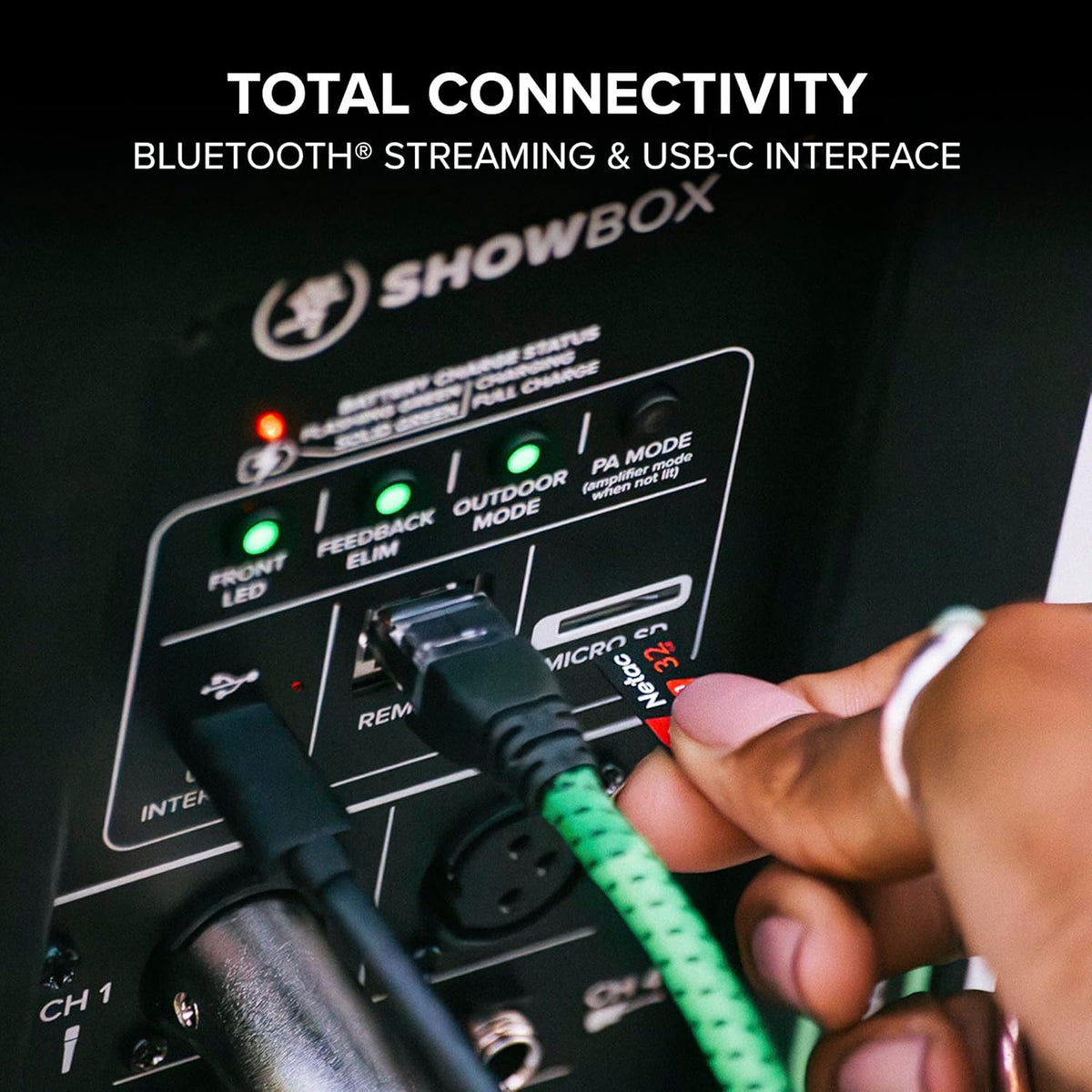Bocina Amplificada recargable Mackie Showbox